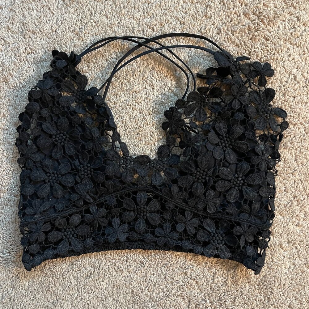 Floral Lace Strappy Festival Bralette Crop top Size Small Bohemian Goth Fairy